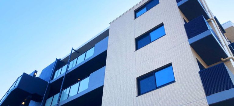 雨戸シャッターを安全長持ちさせるための正しいメンテナンスと修理ポイントの全知識 雨戸シャッターを安全長持ちさせるための正しいメンテナンスと修理ポイントの全知識