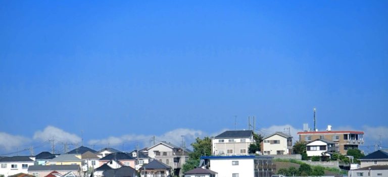 車庫シャッターの安全と快適を守るための修理とメンテナンス徹底ガイド